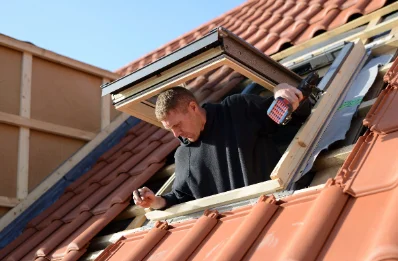 Pose de fenêtres de toit Velux à Coulaines